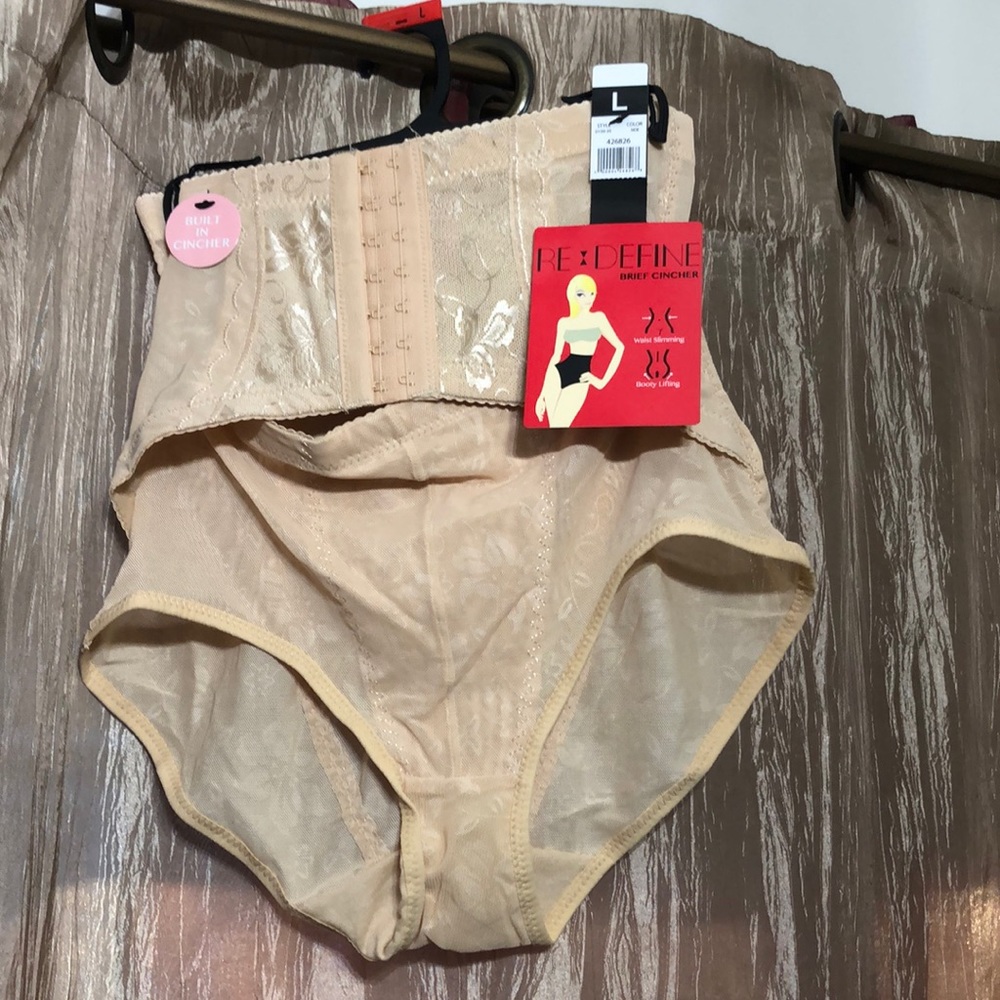 Redefine brief cincher
